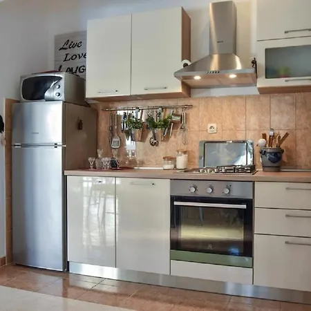 Apartment Lucija