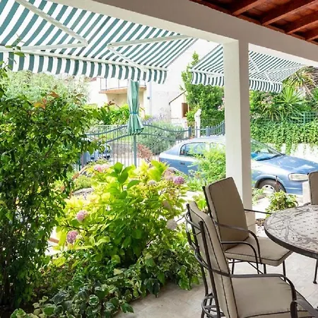Lucija Apartament